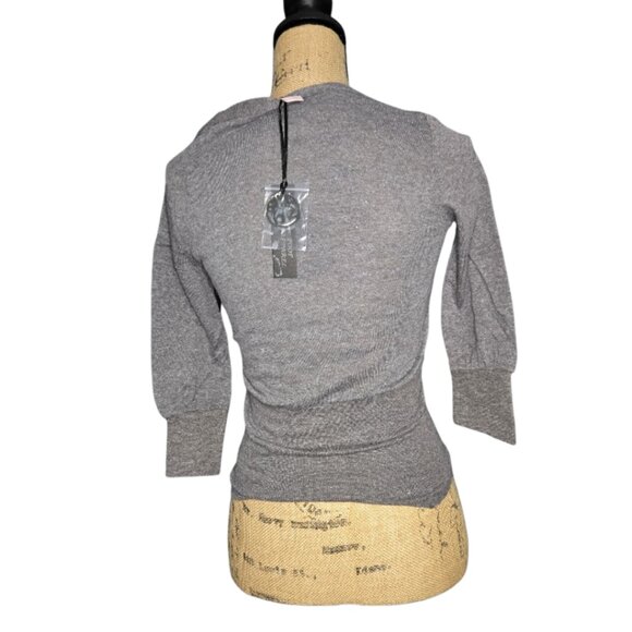 NWT Poof! Women’s Gray Button Front Cardigan Top Deep V-Neck 3/4 Sleeve Medium - Picture 4 of 7